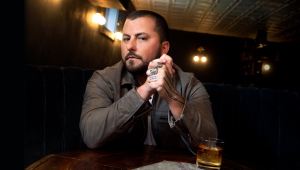 Image of Tyler Farr